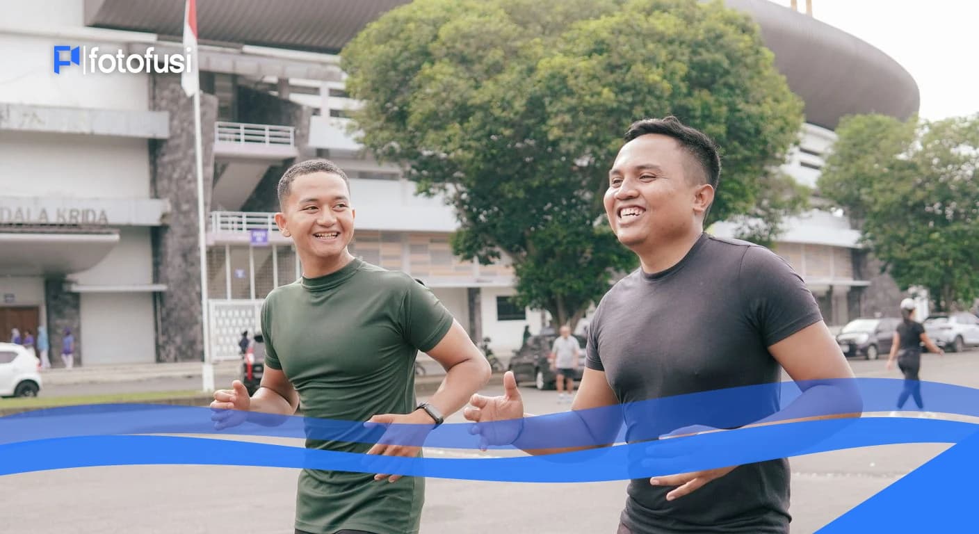 Foto olahraga dan hobi yang memotret orangnya, lengkap dengan gerakannya